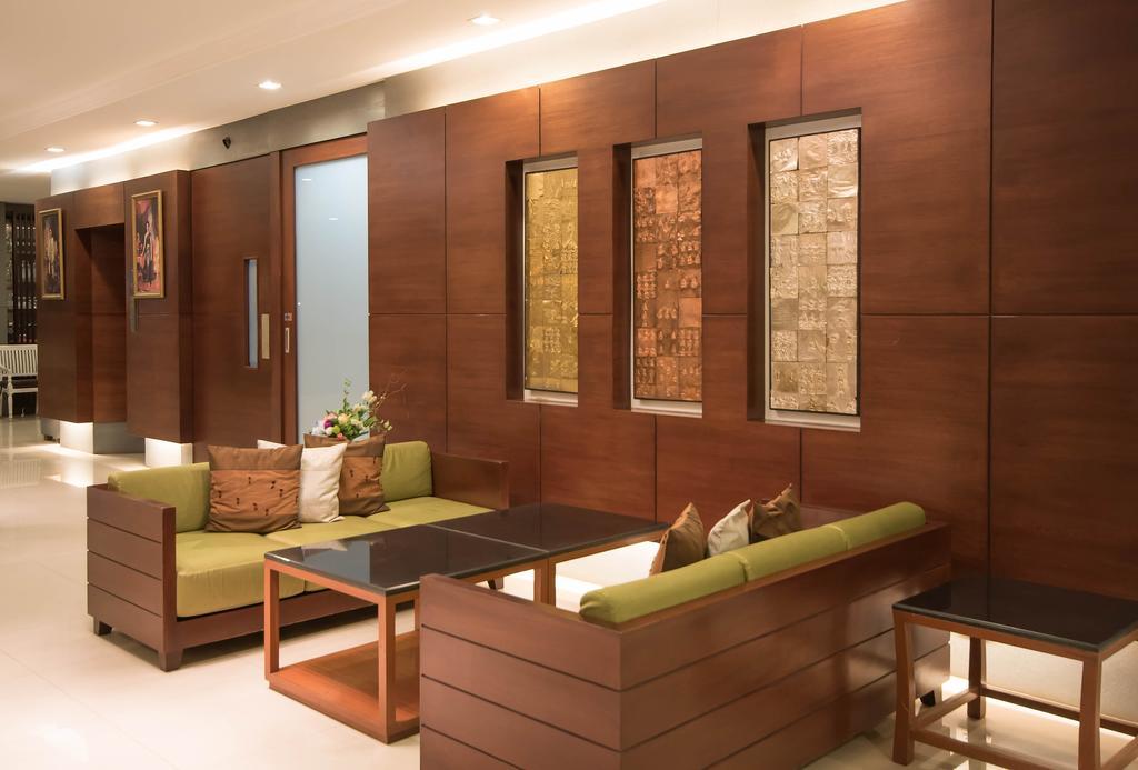 Navarat Heritage Hotel Kamphaeng Phet Ngoại thất bức ảnh
