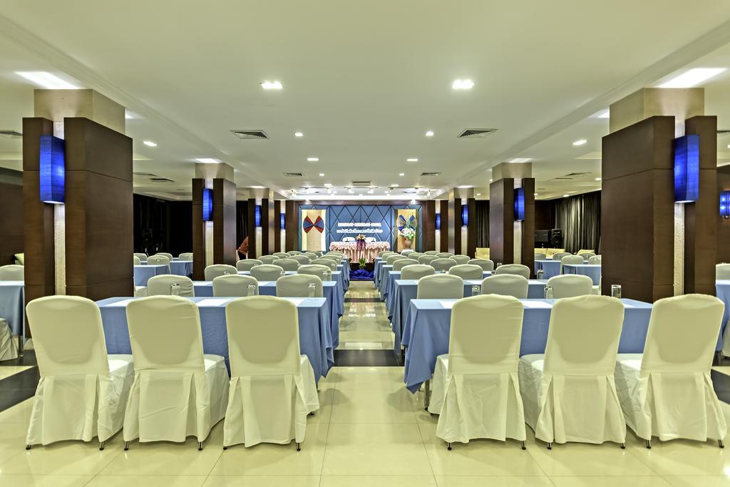 Navarat Heritage Hotel Kamphaeng Phet Ngoại thất bức ảnh