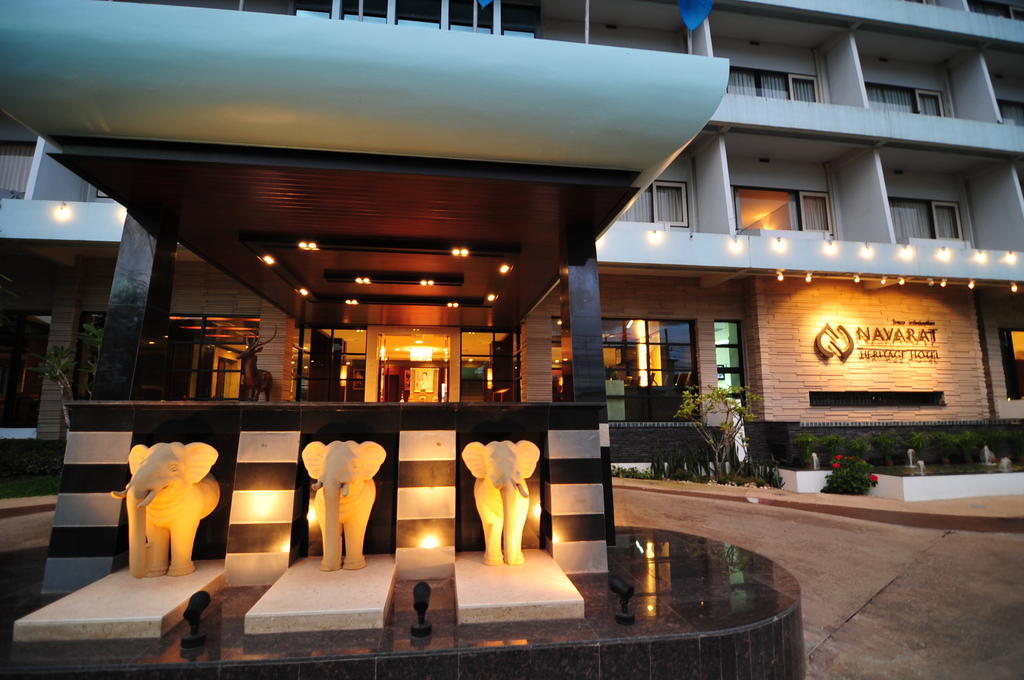 Navarat Heritage Hotel Kamphaeng Phet Ngoại thất bức ảnh